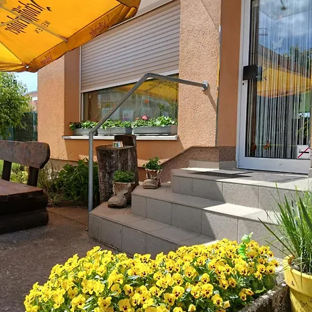 Kuefner Panzió 3*