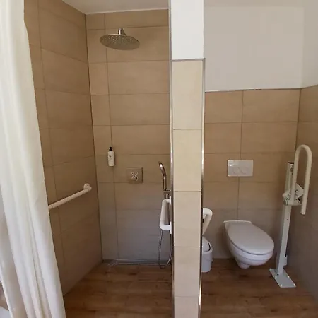 Kuefner Panzió 3*