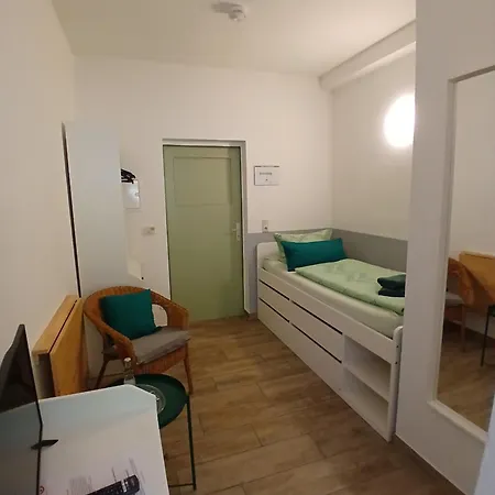 Kuefner Panzió 3*